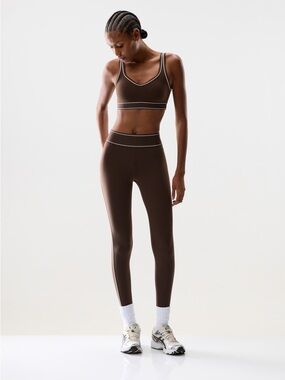 Aritzia Brown High-Rise Leggings with Contrast Trim